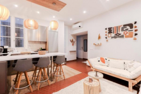 Suite nomade, un séjour unique au Vieux-Nice! Wifi & Clim! 5 min des plages! 30 min de Cannes et Monaco!